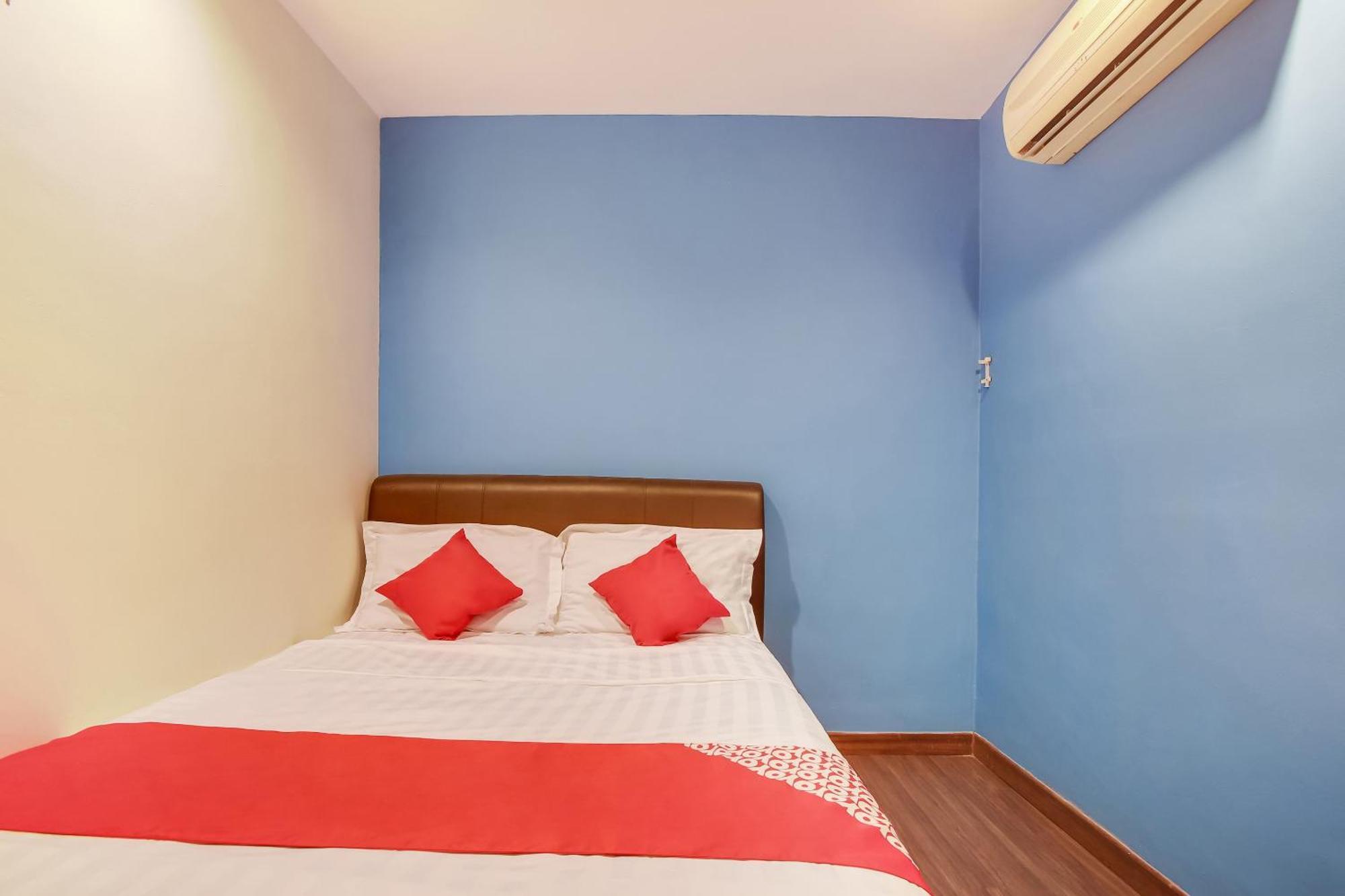 Oyo 90282 Hotel Taj Inn, Seksyen 7 Шах-Алам Екстер'єр фото