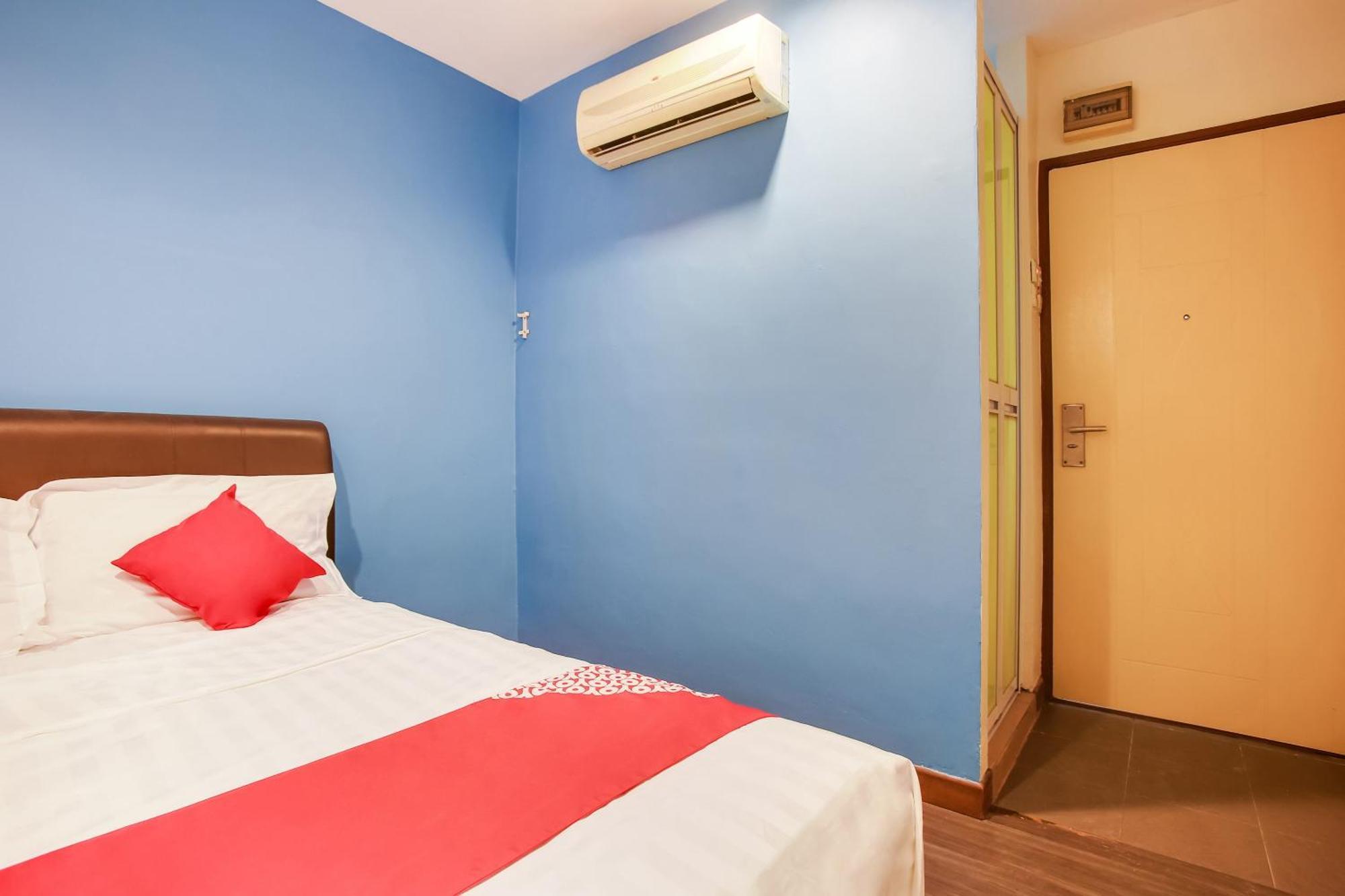 Oyo 90282 Hotel Taj Inn, Seksyen 7 Шах-Алам Екстер'єр фото